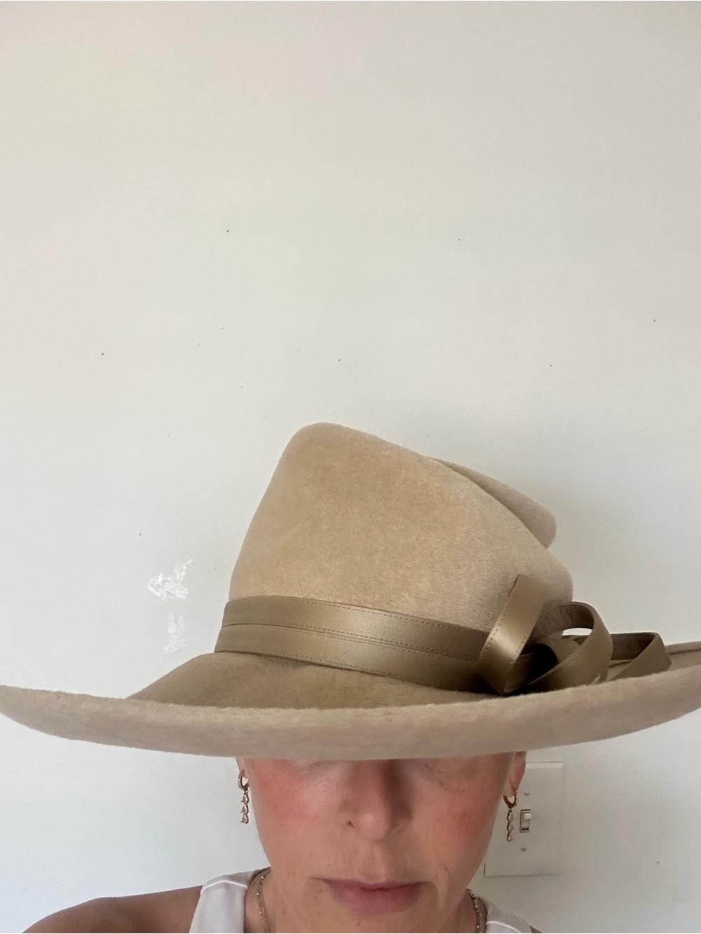 Philip Treacy Beige Wide-Brim Fedora with Ribbon Detail - Picture 3 of 5